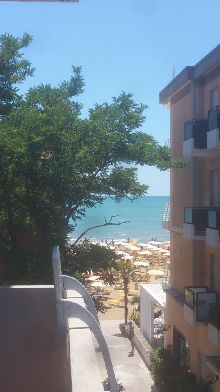 Ambra Aparthotel