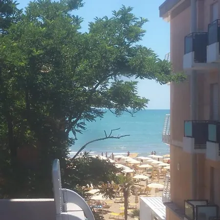 Residence Ambra Lido di Jesolo Exterior foto